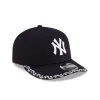 New York Yankees Floral Navy Low Profile 9FIFTY Snapback Hat sold by New Era