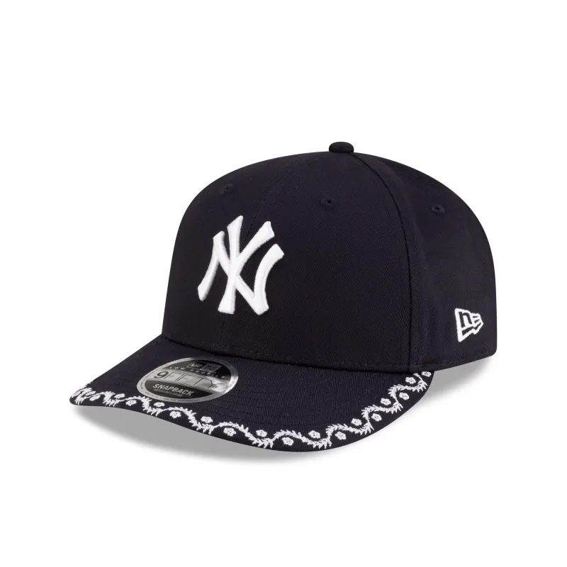 New York Yankees Floral Navy Low Profile 9FIFTY Snapback Hat sold by New Era