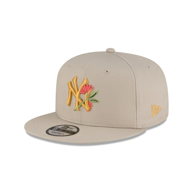 New York Yankees Floral Ivory 9FIFTY Snapback Hat sold by New Era