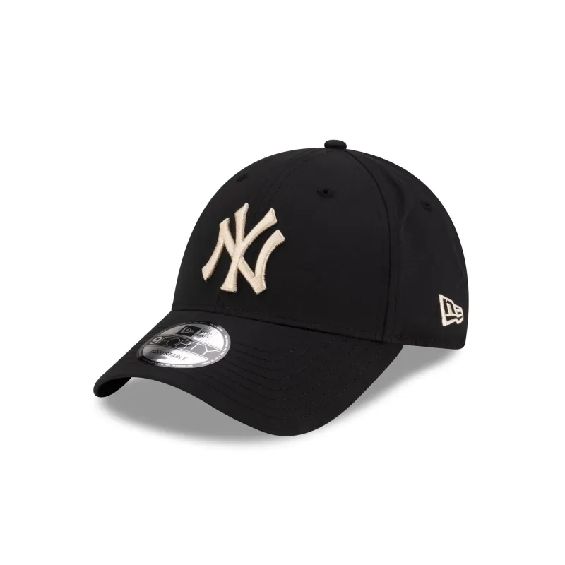 New York Yankees Recycled Black 9FORTY Adjustable Hat sold by New Era