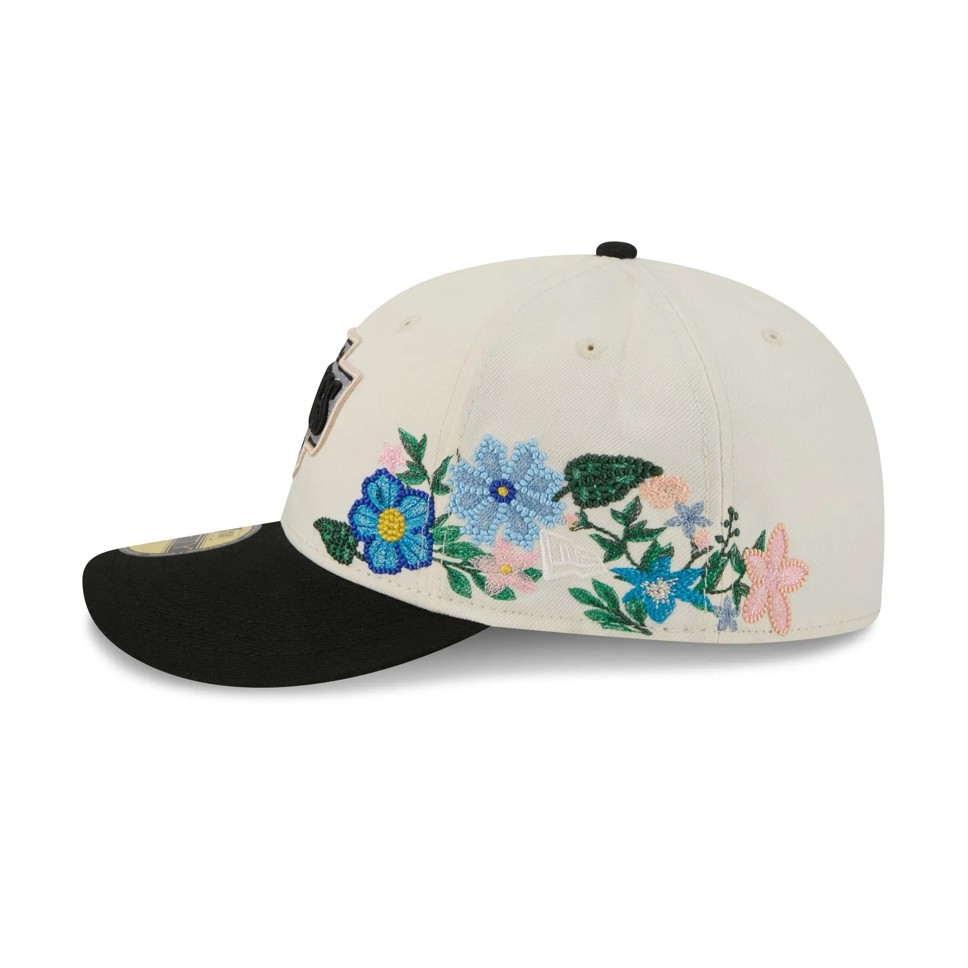 Los Angeles Kings Tonal Florals White 59FIFTY Fitted Hat sold by New Era product image thumbnail 4