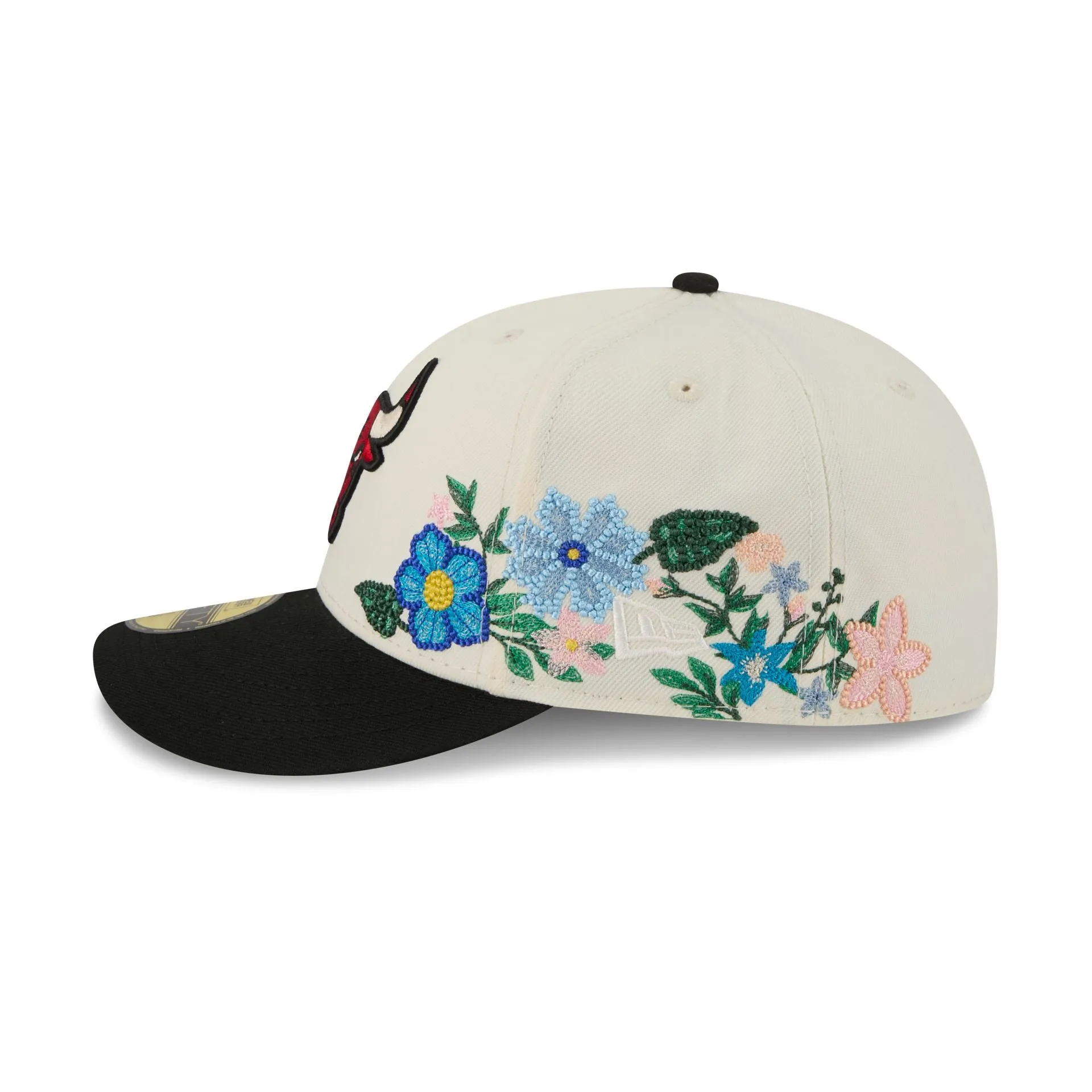 Chicago Bulls Tonal Florals White 59FIFTY Fitted Hat sold by New Era product image thumbnail 4
