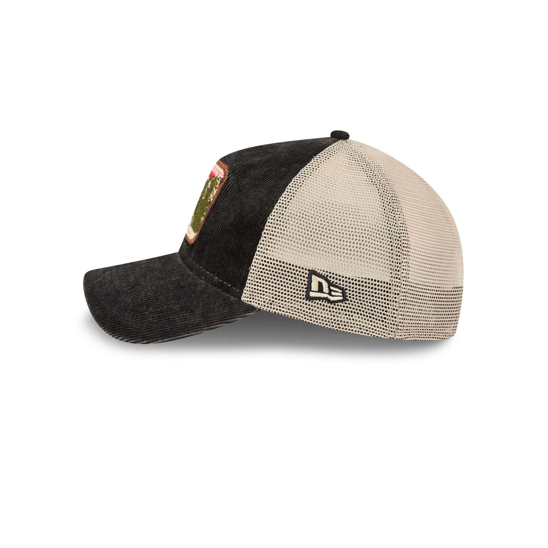 Chicago Blackhawks Vintage Landscape 9TWENTY A-Frame Trucker Hat sold by New Era product image thumbnail 5