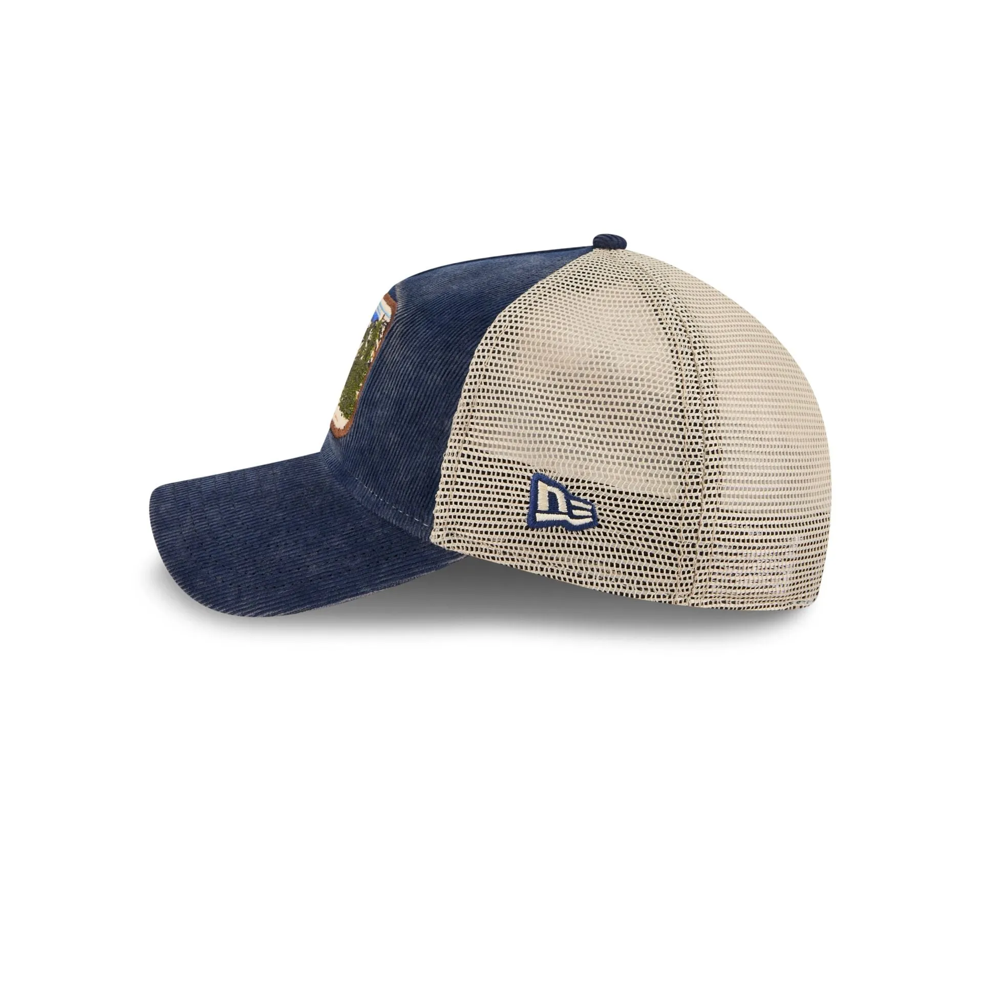 Toronto Maple Leafs Vintage Landscape 9TWENTY A-Frame Trucker Hat sold by New Era product image thumbnail 5