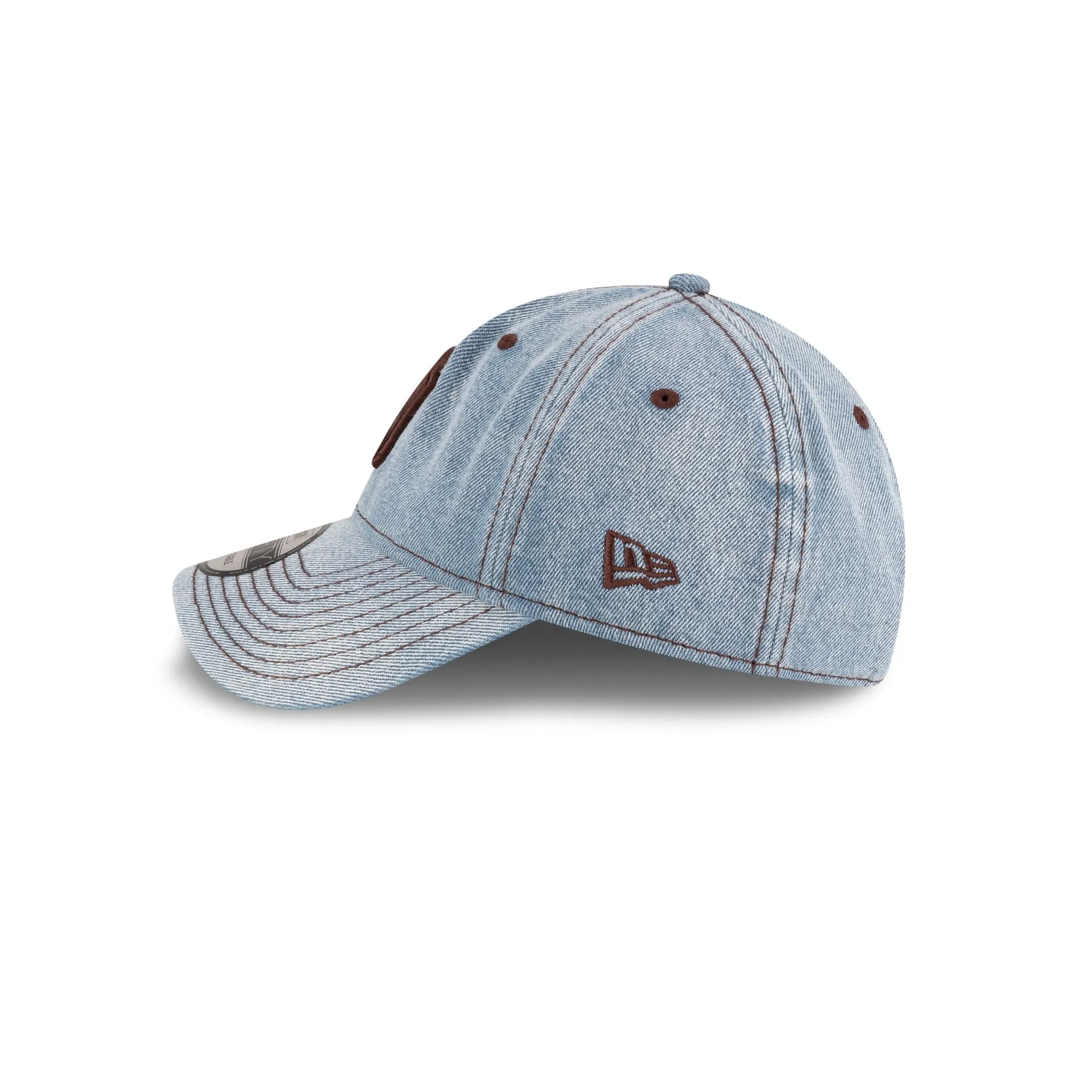 New York Yankees Light Blue Denim 9FORTY Adjustable Hat sold by New Era product image thumbnail 4