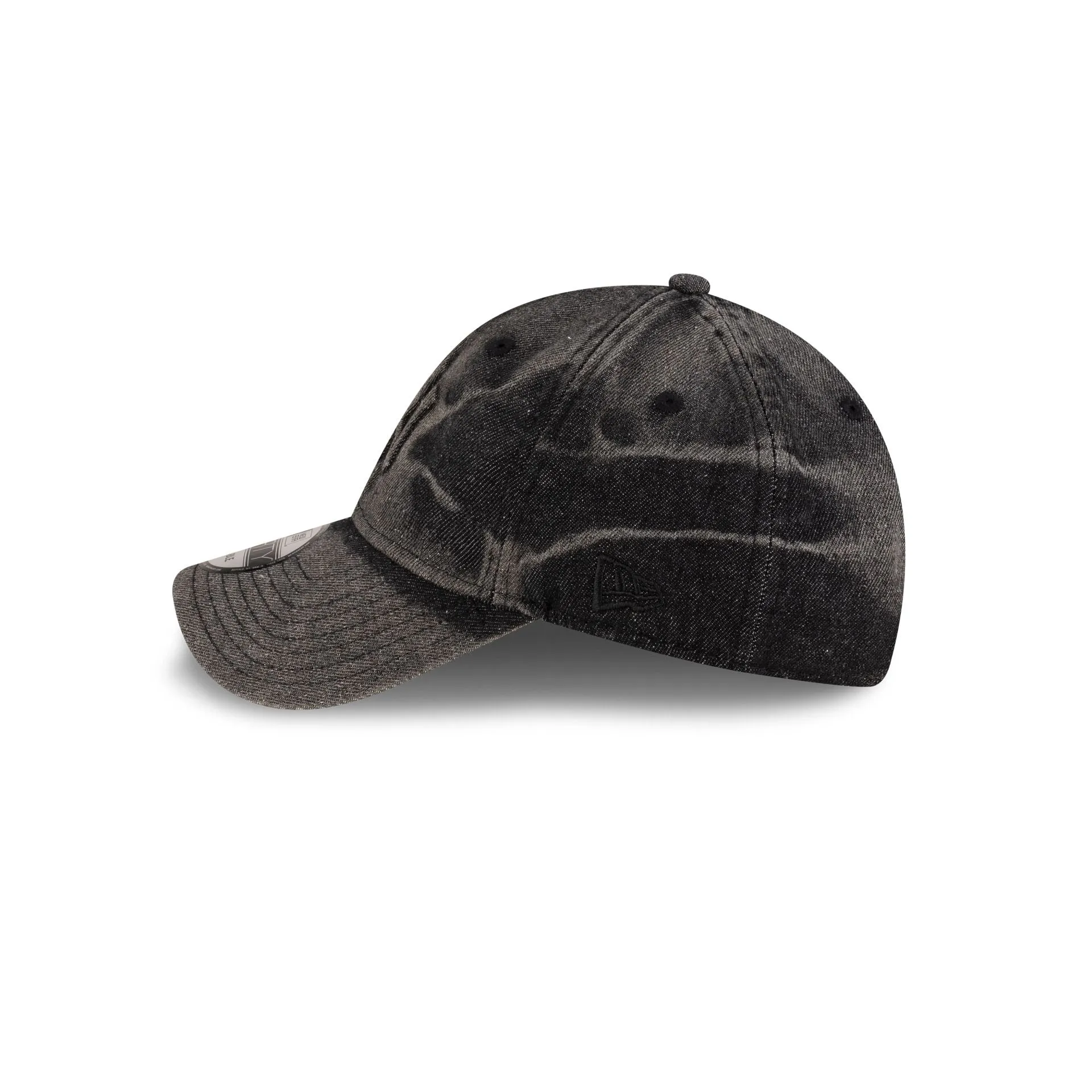 New York Yankees Embo Black Denim 9FORTY Adjustable Hat sold by New Era product image thumbnail 4