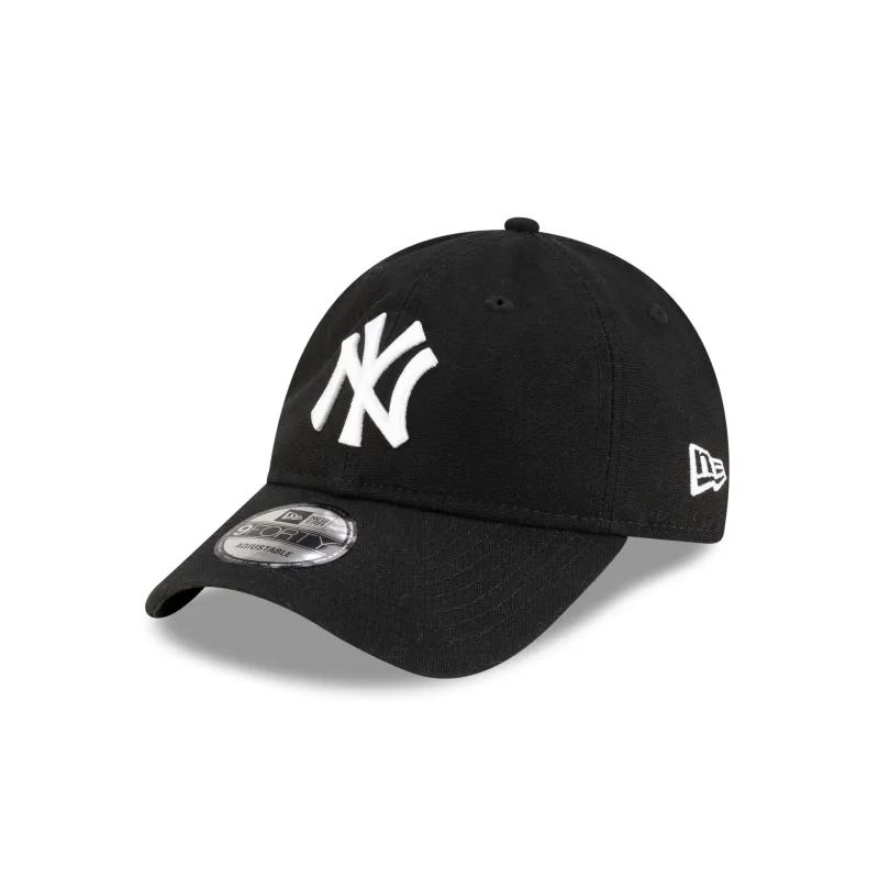 New York Yankees Black Duck Canvas 9FORTY Adjustable Hat sold by New Era