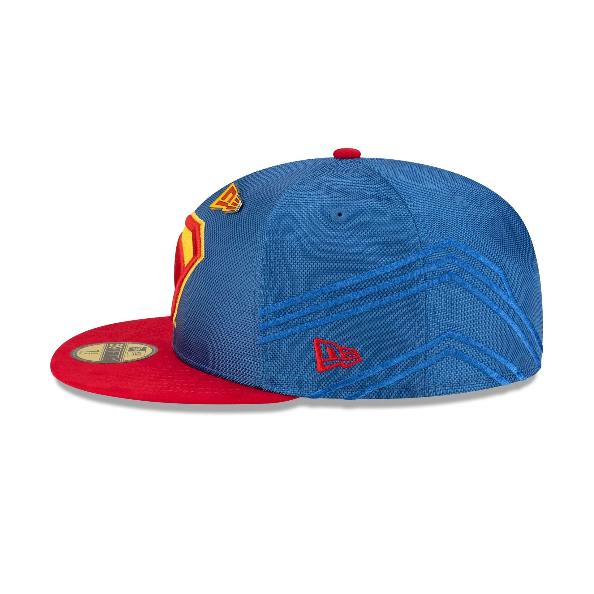 Superman Suit 59FIFTY Fitted Hat sold by New Era product image thumbnail 4