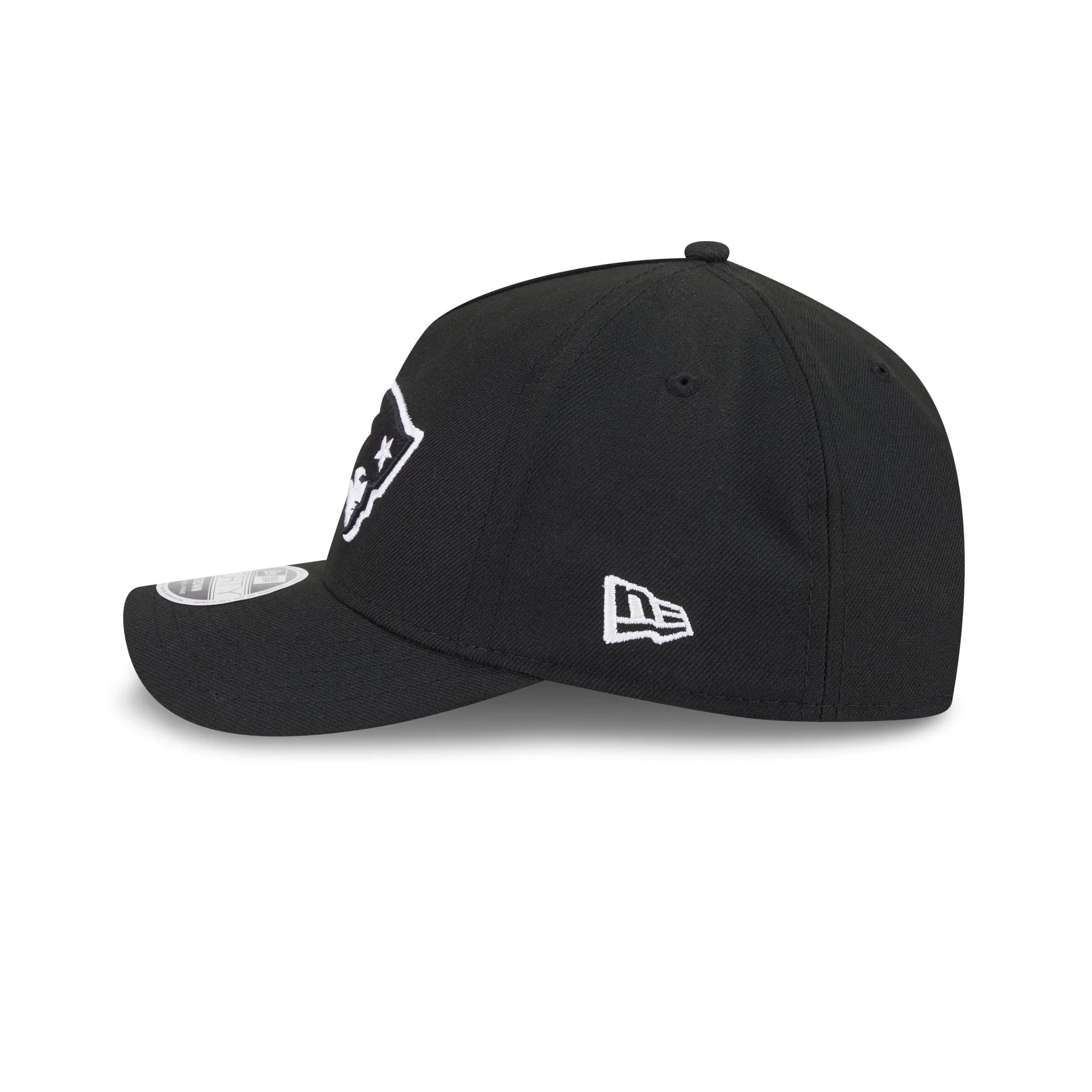 New England Patriots Black & White 9FORTY M-Crown A-Frame Snapback Hat sold by New Era product image thumbnail 4