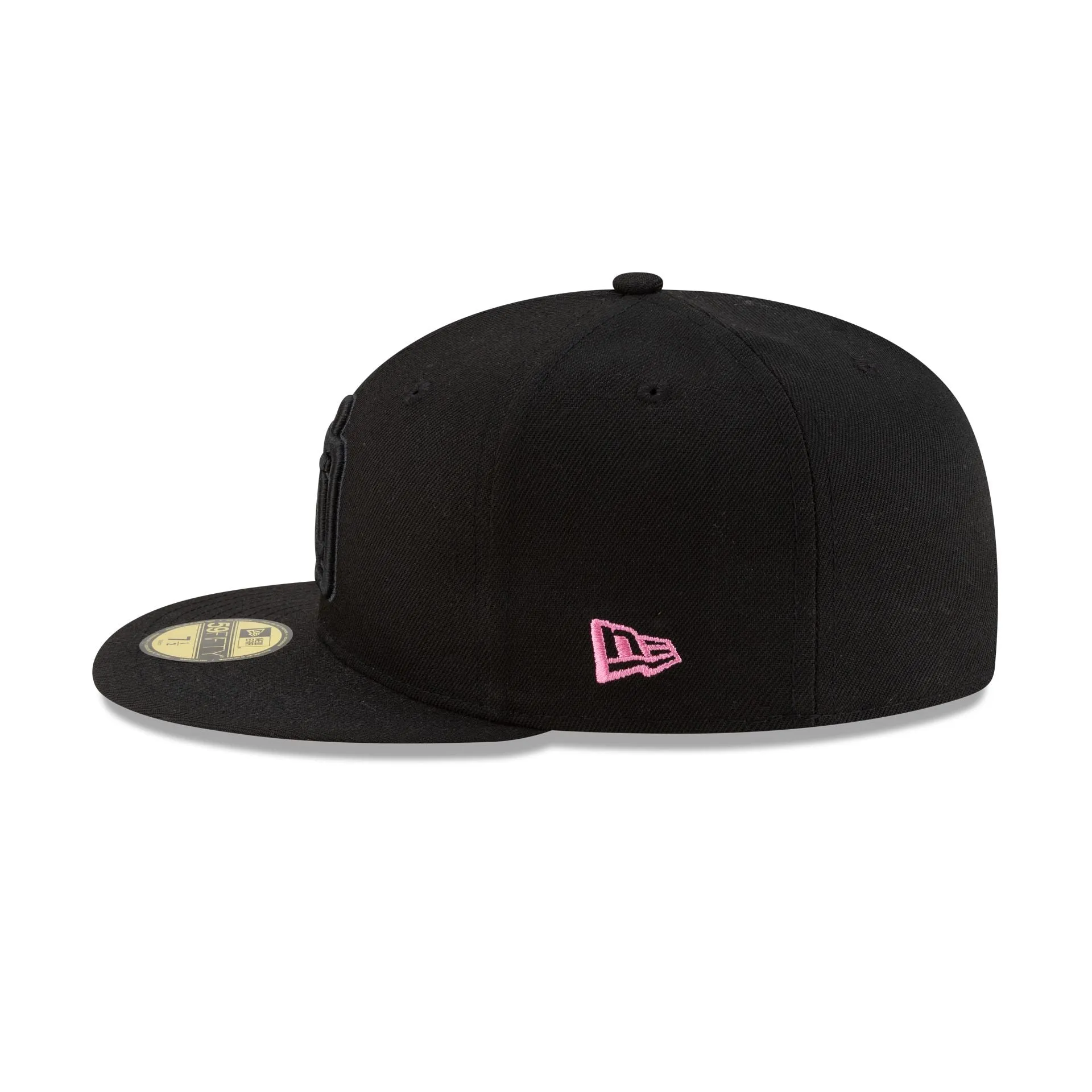 Dominican Republic Black on Black 59FIFTY Fitted Hat sold by New Era product image thumbnail 5