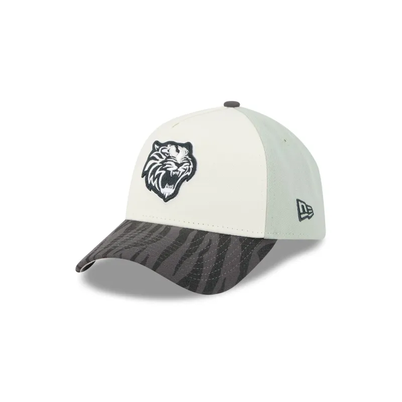 Tigres de Quintana Roo Mint 9FORTY A-Frame Snapback Hat sold by New Era