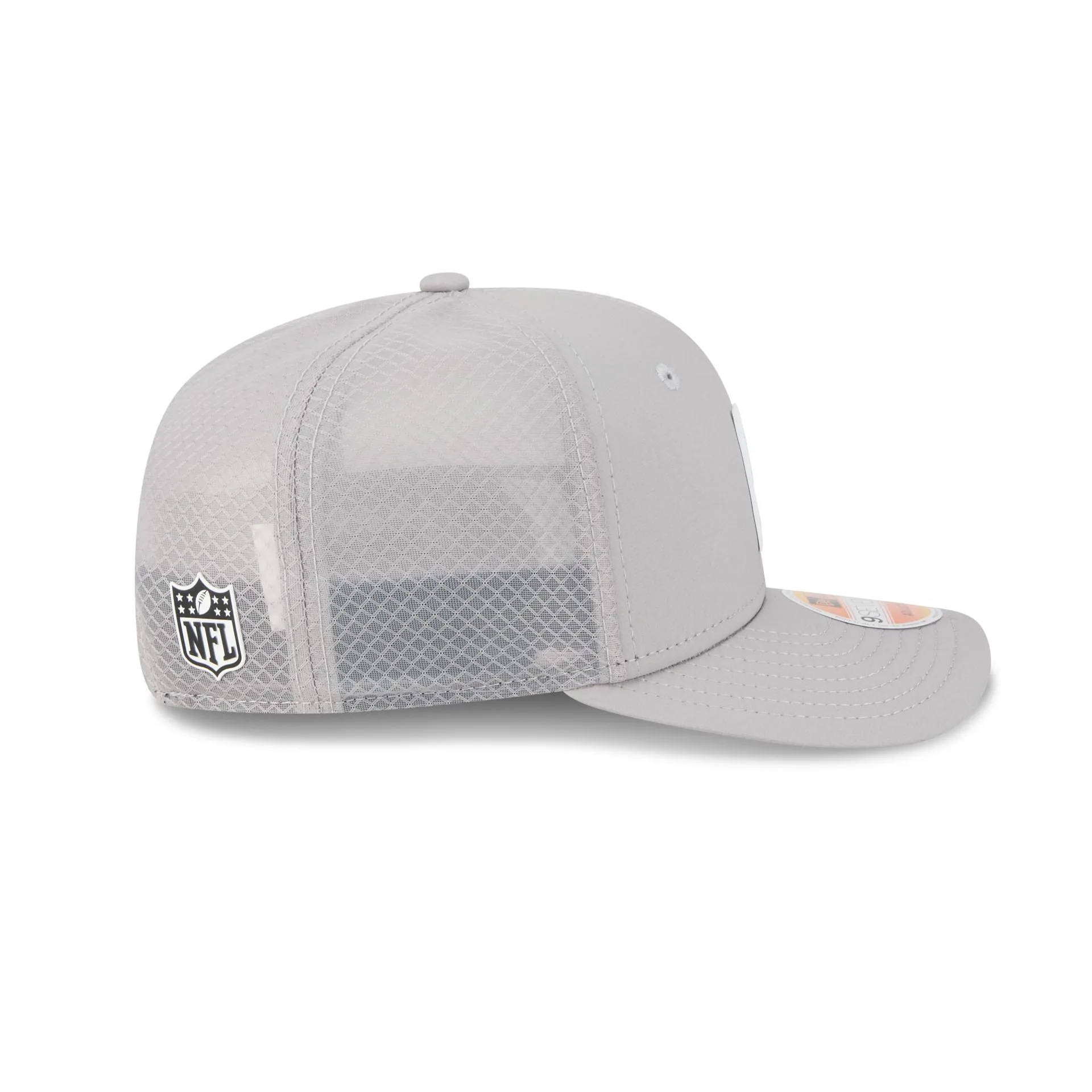 Atlanta Falcons 2025 Sideline Hot Weather Gray 9SEVENTY Trucker Hat sold by New Era product image thumbnail 5