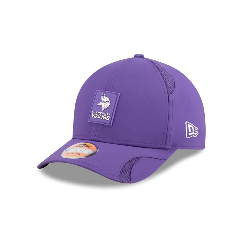 Minnesota Vikings 2025 Sideline Hot Weather 9FORTY M-Crown Snapback Hat sold by New Era