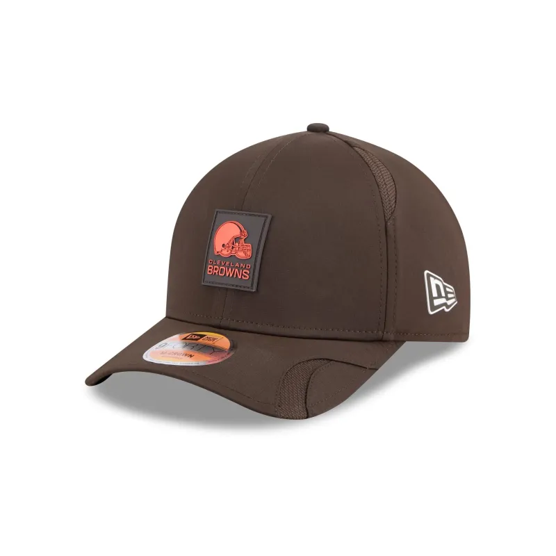 Cleveland Browns 2025 Sideline Hot Weather 9FORTY M-Crown Snapback Hat sold by New Era