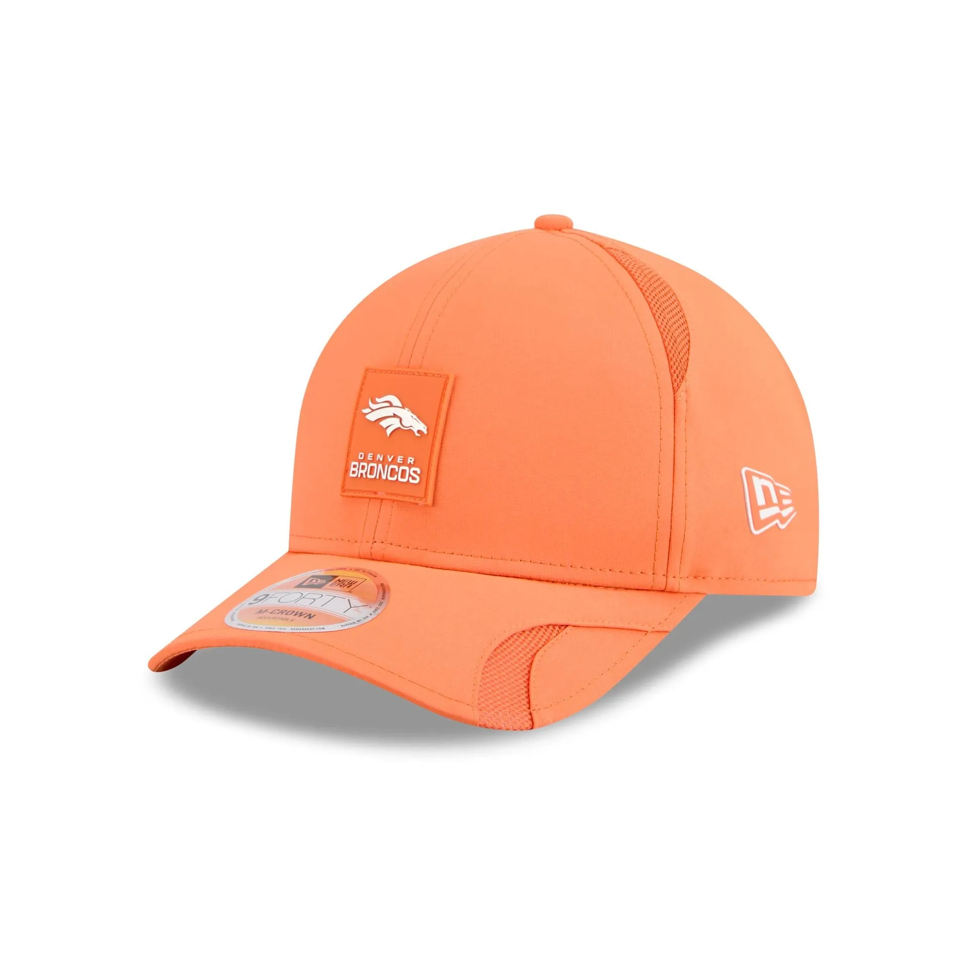 Denver Broncos 2025 Sideline Hot Weather 9FORTY M-Crown Snapback Hat sold by New Era