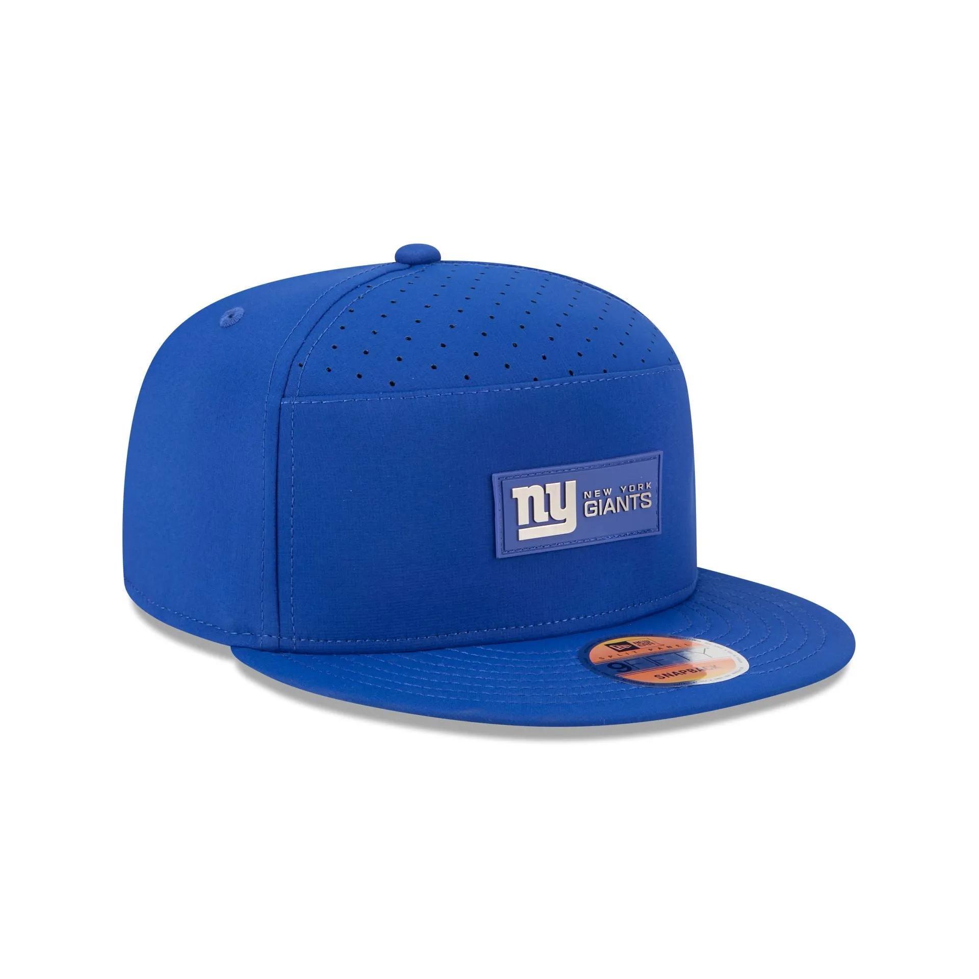 New York Giants 2025 Sideline Hot Weather Split Panel 9FIFTY Snapback Hat sold by New Era product image thumbnail 3