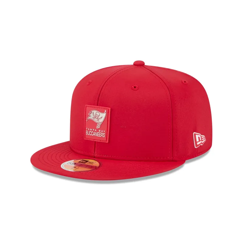 Tampa Bay Buccaneers 2025 Sideline Hot Weather 59FIFTY Fitted Hat sold by New Era