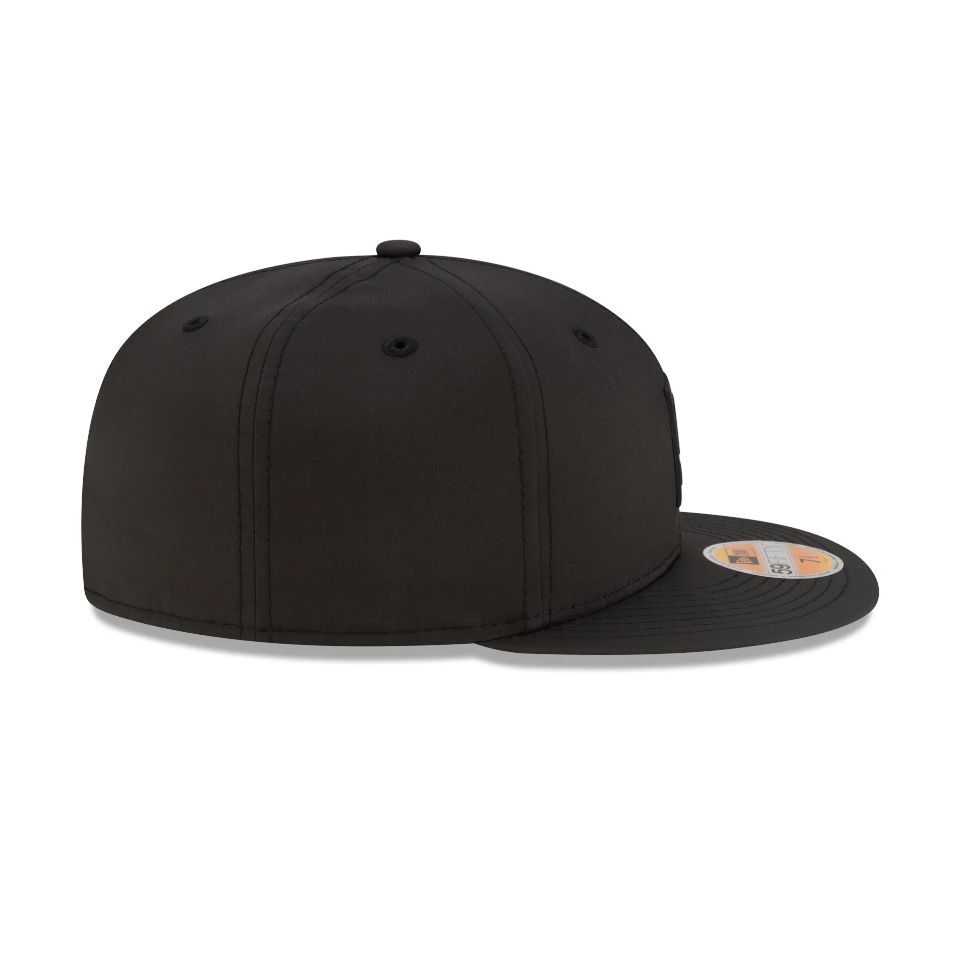New York Giants 2025 Sideline Hot Weather Black 59FIFTY Fitted Hat sold by New Era product image thumbnail 5