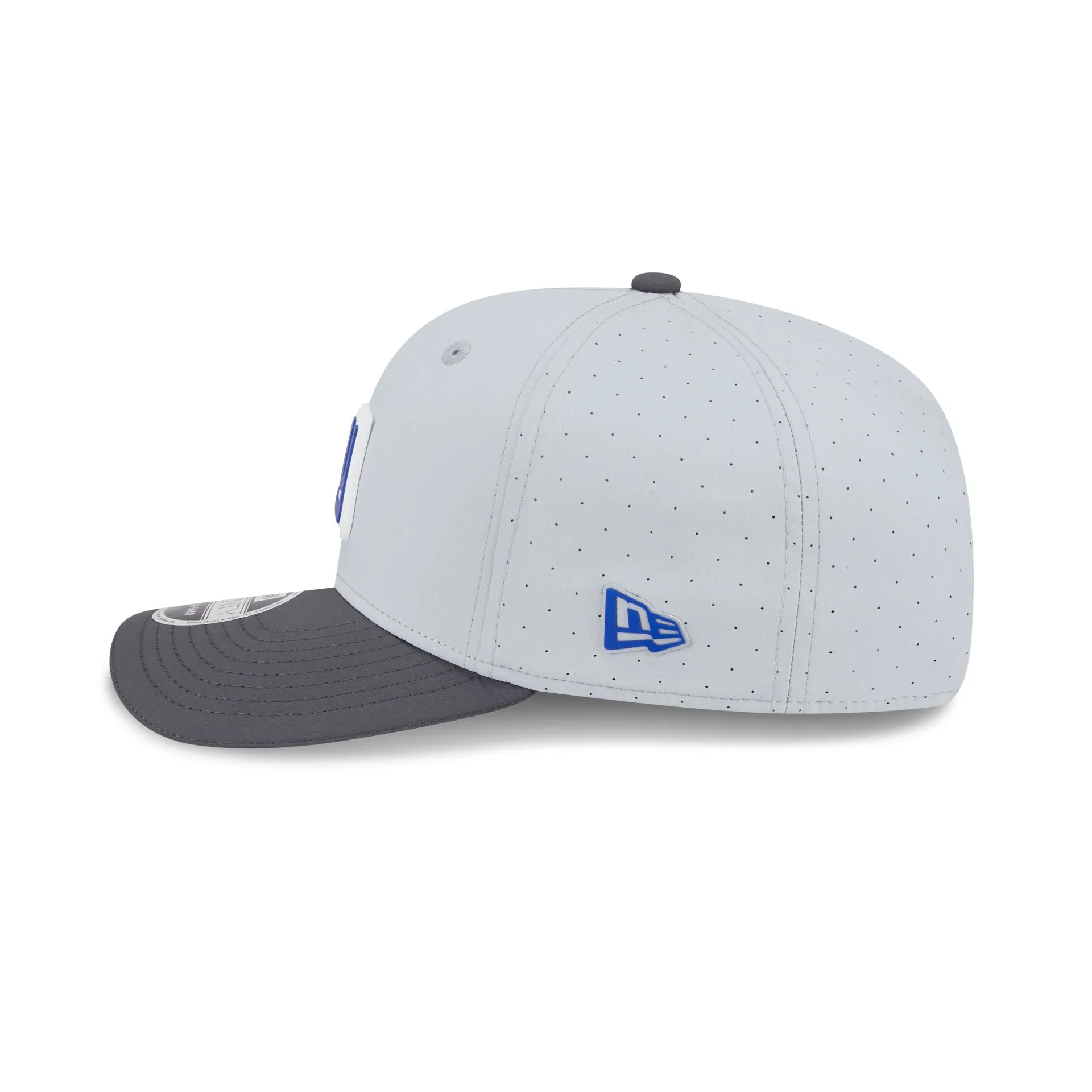 New York Giants 2025 Training Gray 9SEVENTY Stretch-Snap Hat sold by New Era product image thumbnail 4