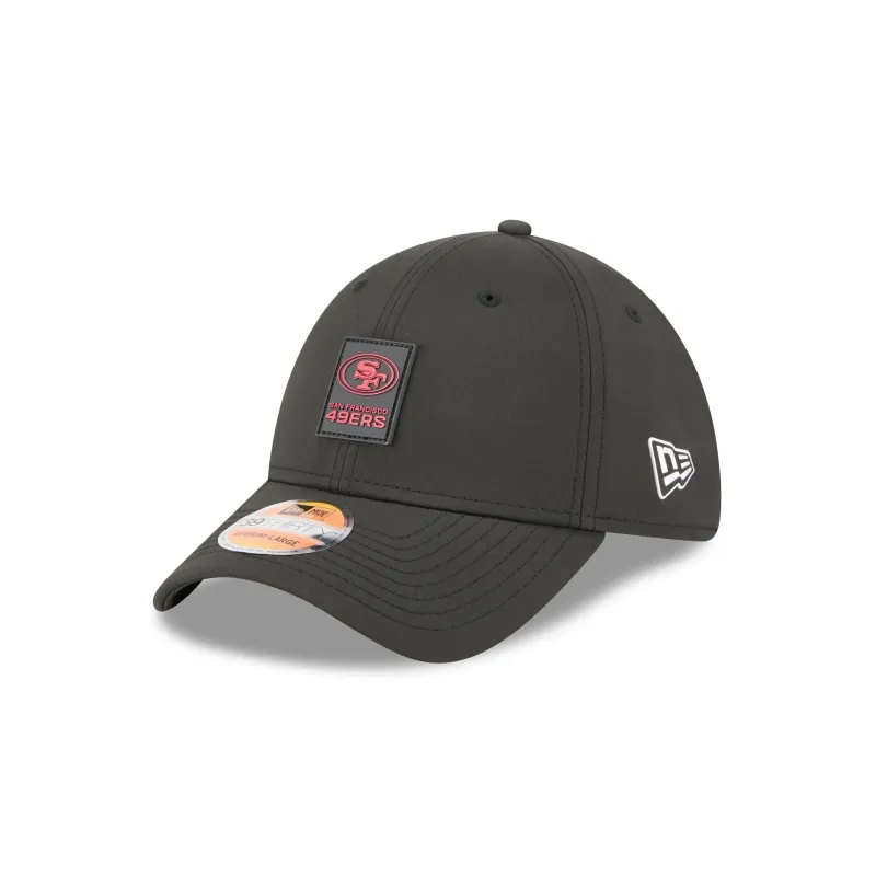 San Francisco 49ers 2025 Sideline Hot Weather Black 39THIRTY Stretch Fit Hat sold by New Era