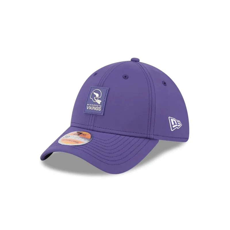 Minnesota Vikings 2025 Sideline Hot Weather Historic 39THIRTY Stretch Fit Hat sold by New Era