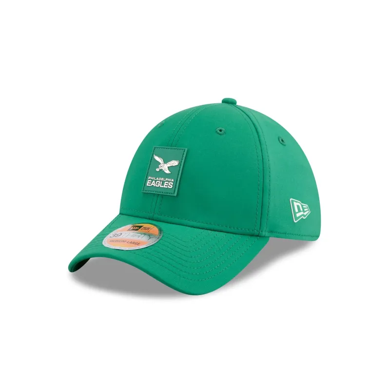 Philadelphia Eagles 2025 Sideline Hot Weather Historic 39THIRTY Stretch Fit Hat sold by New Era