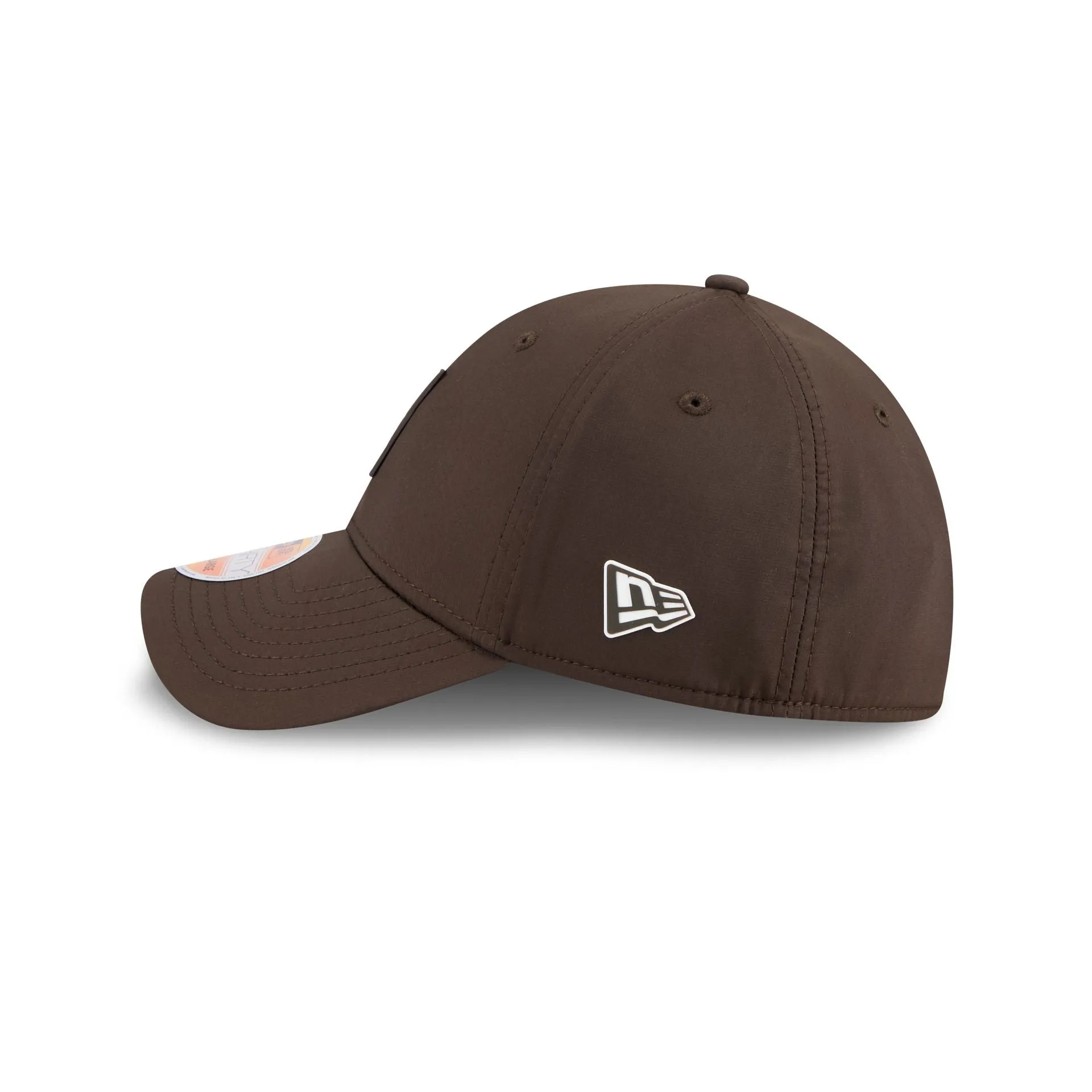 Cleveland Browns 2025 Sideline Hot Weather Historic 39THIRTY Stretch Fit Hat sold by New Era product image thumbnail 4