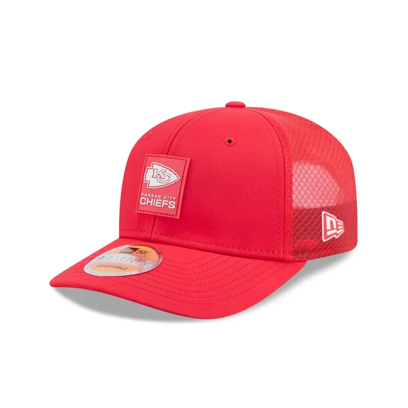 Kansas City Chiefs 2025 Sideline Hot Weather 9SEVENTY Trucker Hat sold by New Era