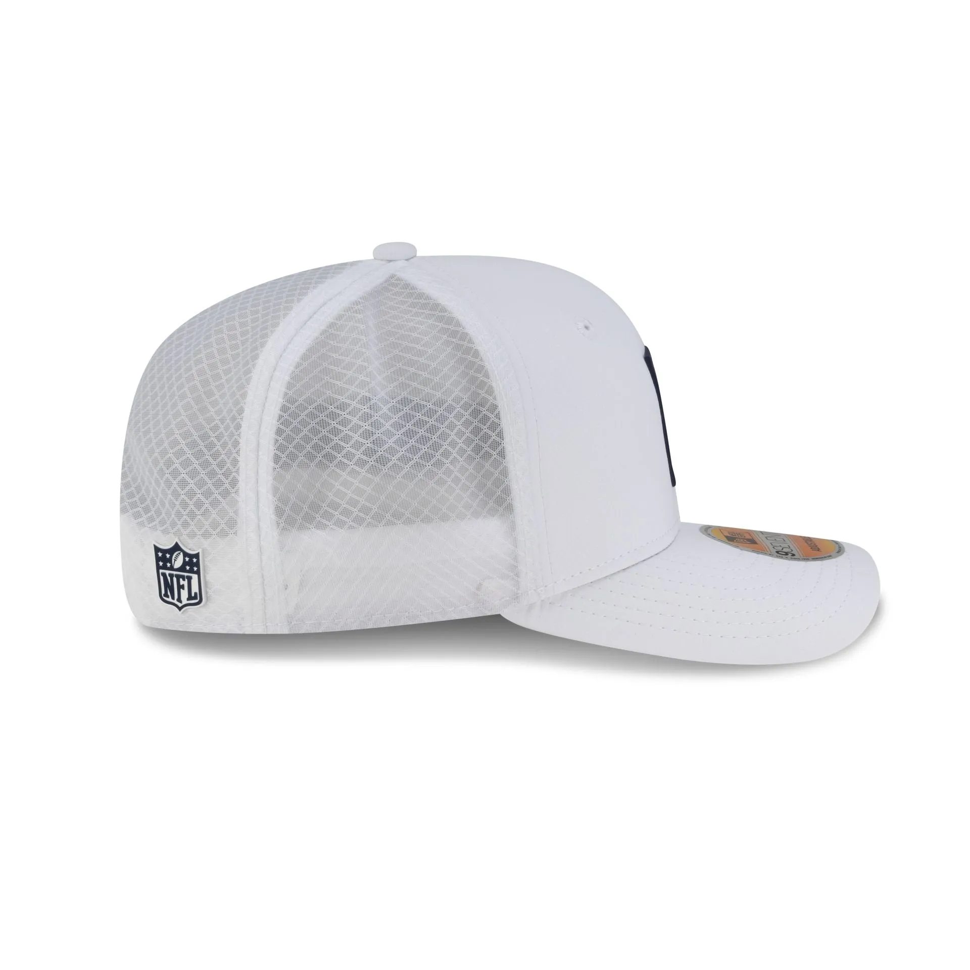 Dallas Cowboys 2025 Sideline Hot Weather White 9SEVENTY Trucker Hat sold by New Era product image thumbnail 5