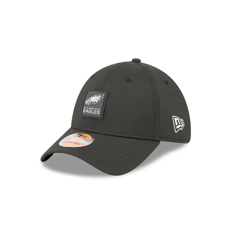 Philadelphia Eagles 2025 Sideline Hot Weather Black 39THIRTY Stretch Fit Hat sold by New Era