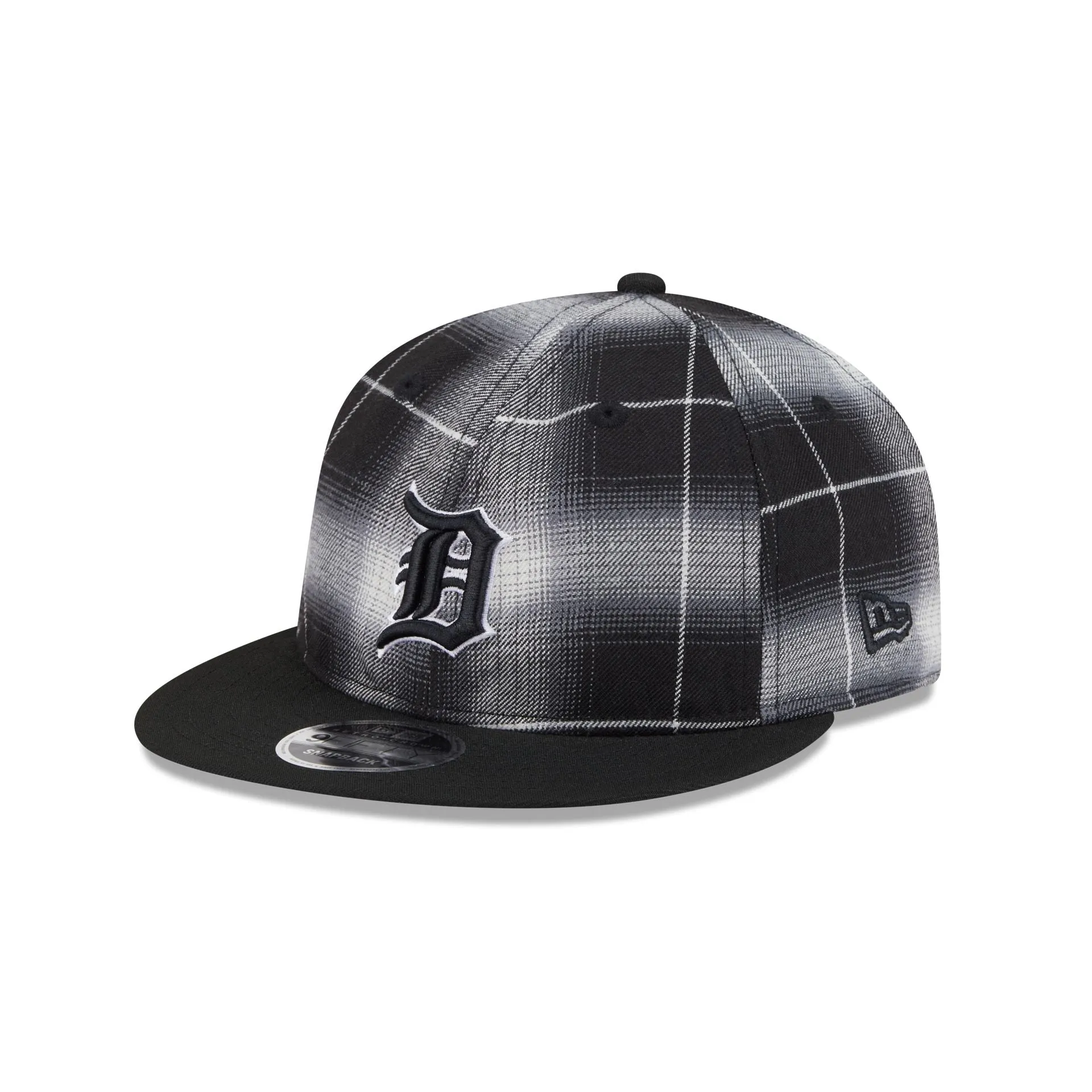 Detroit Tigers Black and White Plaid Retro Crown 9FIFTY Snapback Hat sold by New Era