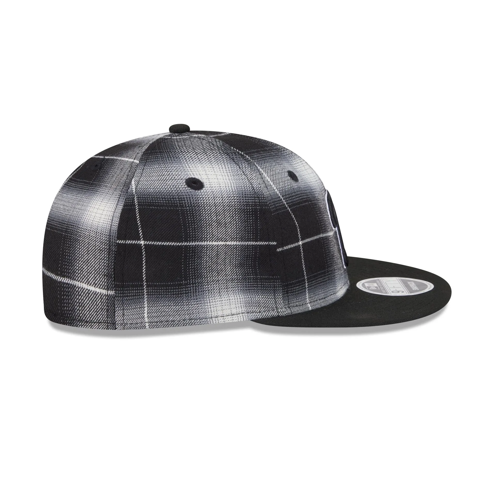 Philadelphia Phillies Black and White Plaid Retro Crown 9FIFTY Snapback Hat sold by New Era product image thumbnail 5