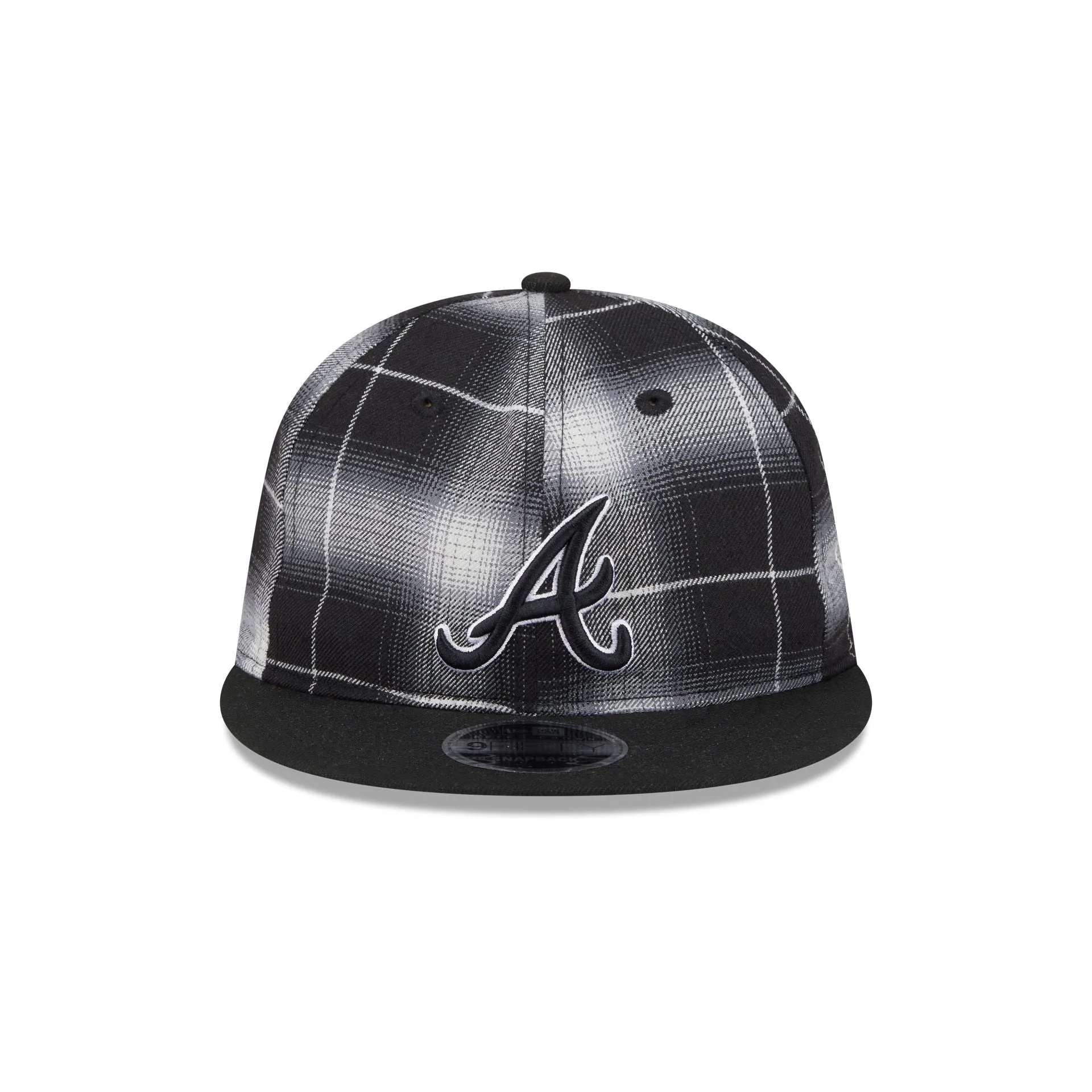 Atlanta Braves Black and White Plaid Retro Crown 9FIFTY Snapback Hat sold by New Era product image thumbnail 2
