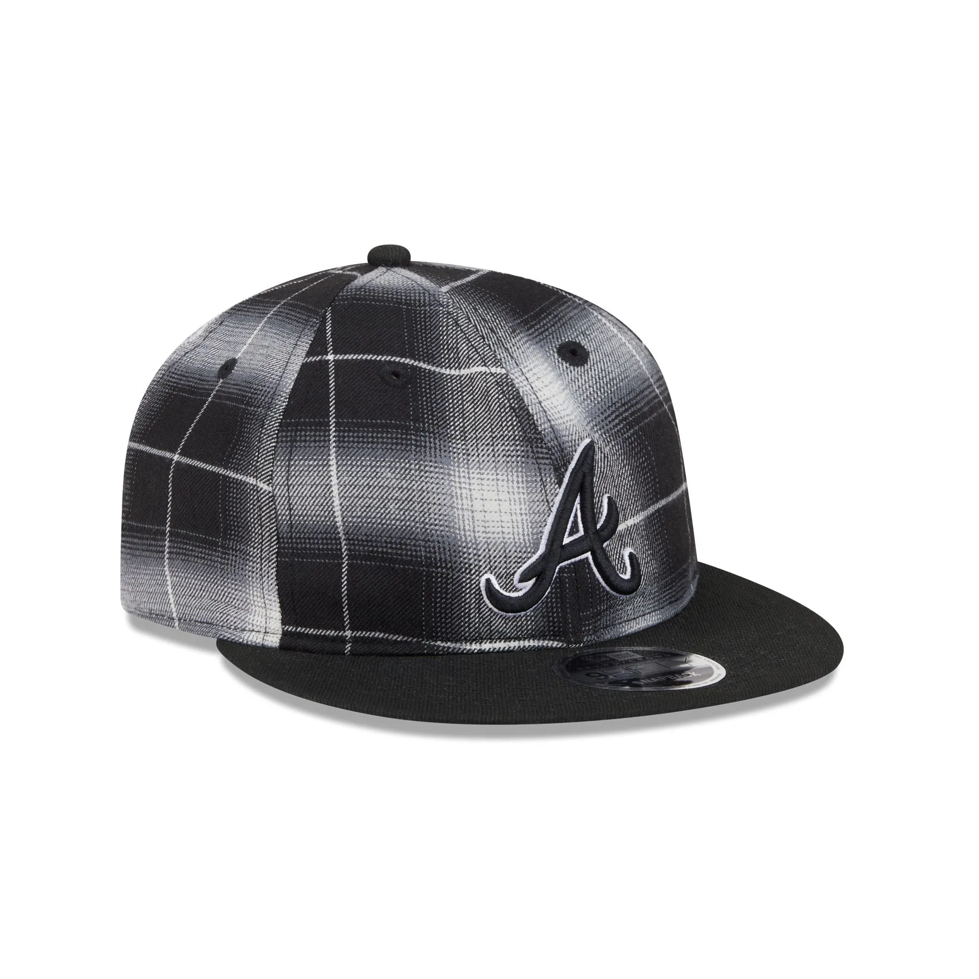 Atlanta Braves Black and White Plaid Retro Crown 9FIFTY Snapback Hat sold by New Era product image thumbnail 3