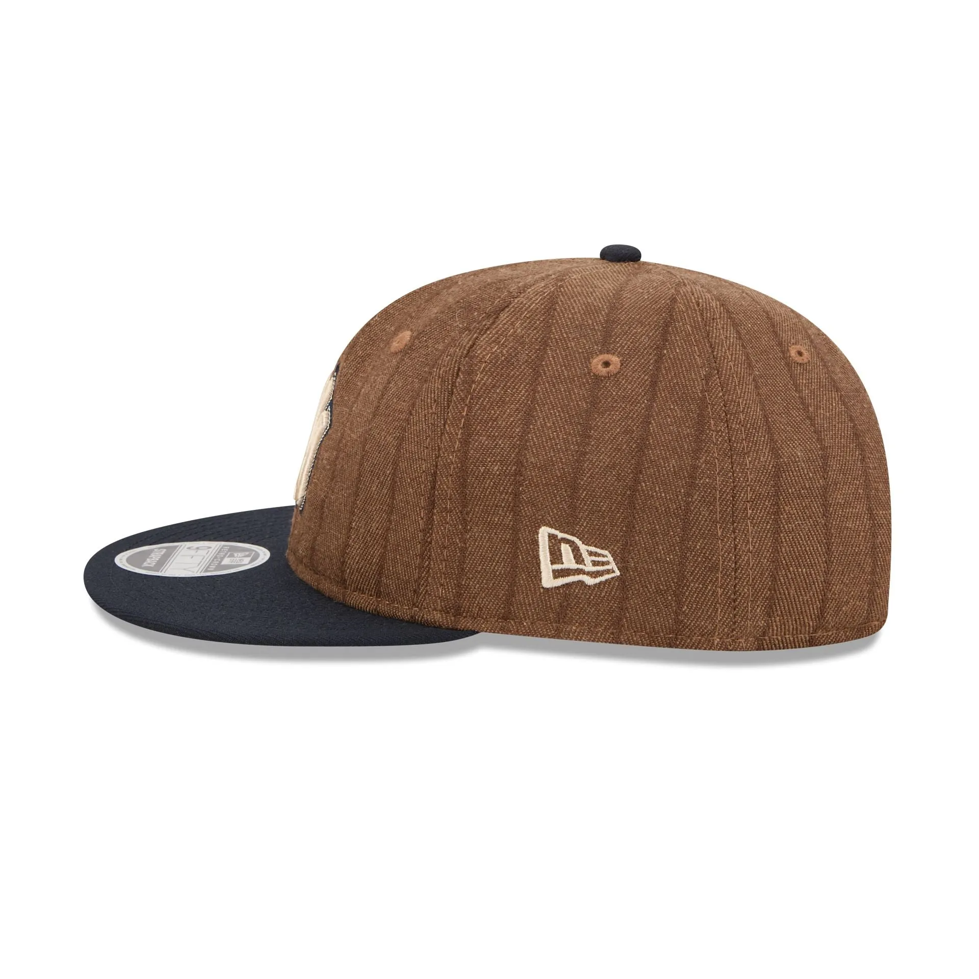 New York Yankees Three Looms Wool Pinstripe Retro Crown 9FIFTY Adjustable Hat sold by New Era product image thumbnail 5