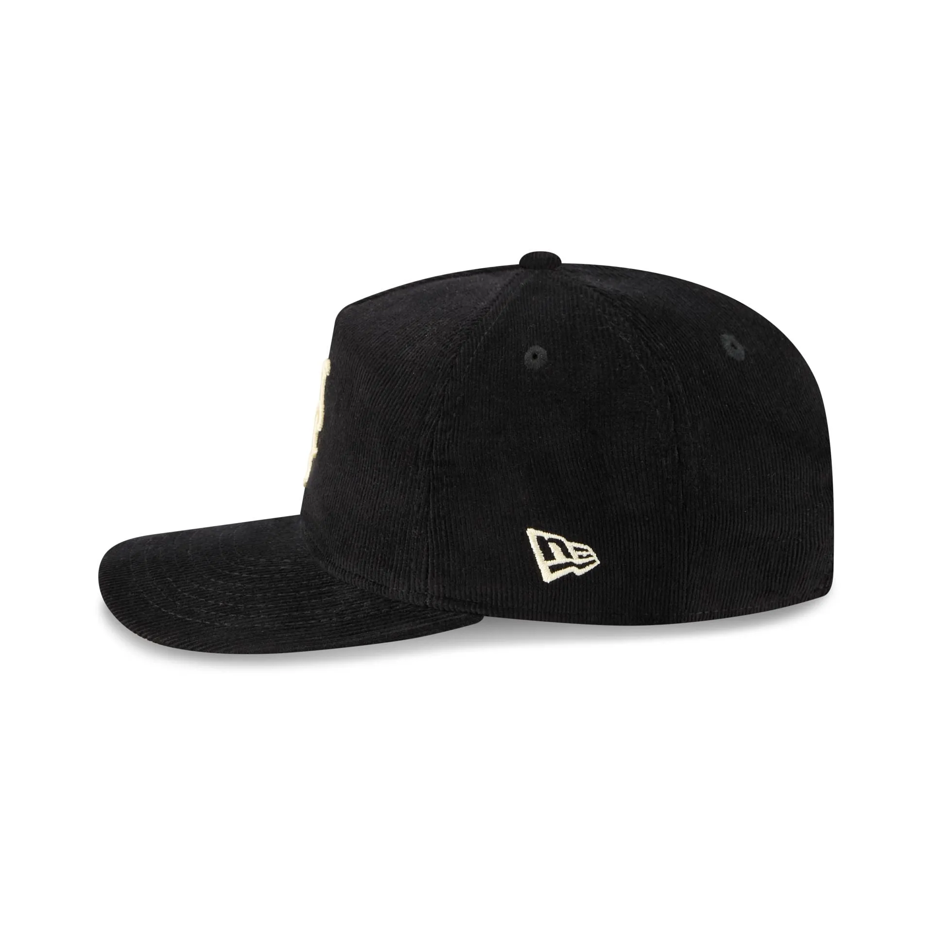 New York Mets Nostalgic Black Corduroy 19TWENTY Adjustable Hat sold by New Era product image thumbnail 4