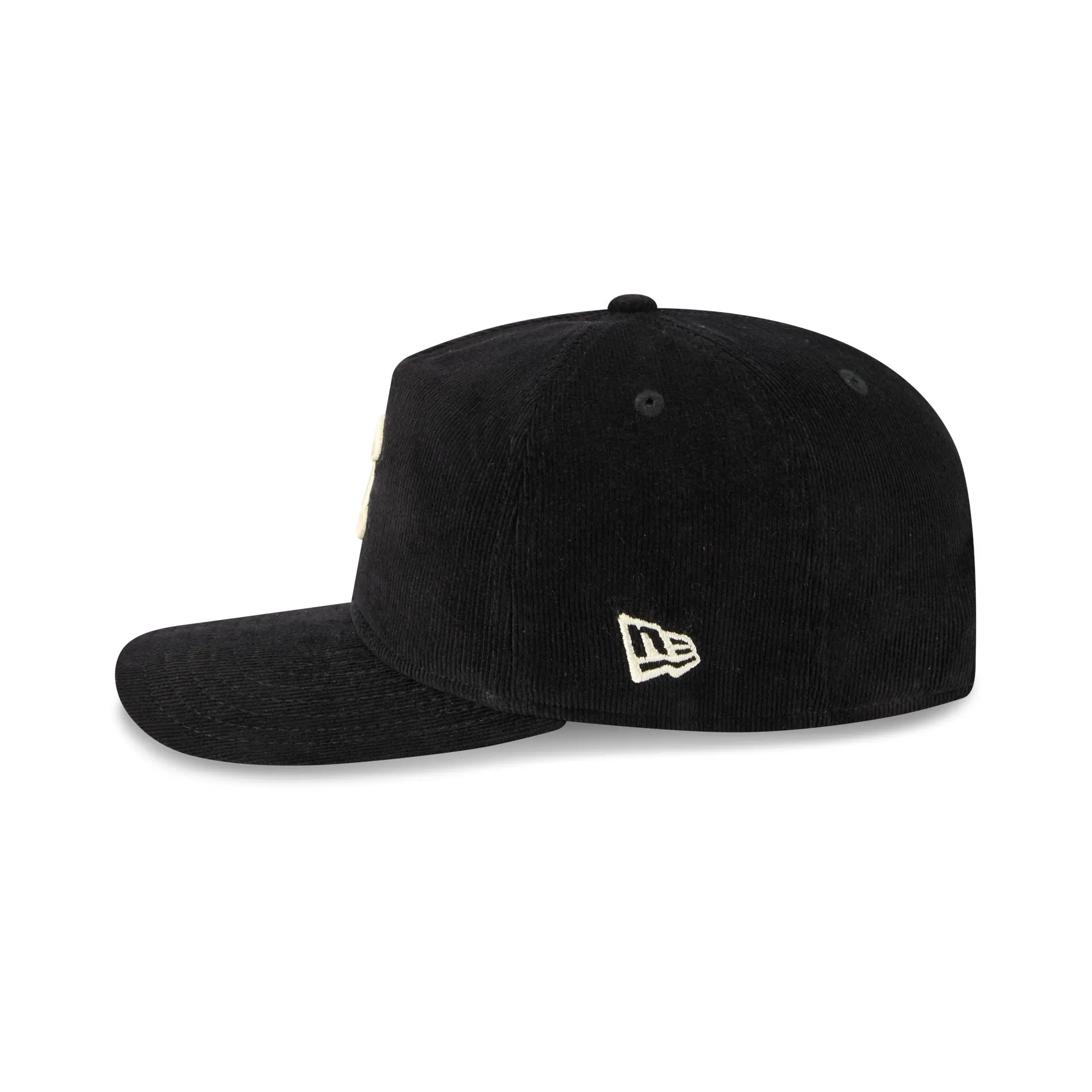 Chicago Cubs Nostalgic Black Corduroy 19TWENTY Adjustable Hat sold by New Era product image thumbnail 4