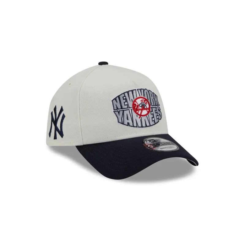 New York Yankees Classic Tones 9FORTY A-Frame Snapback Hat sold by New Era