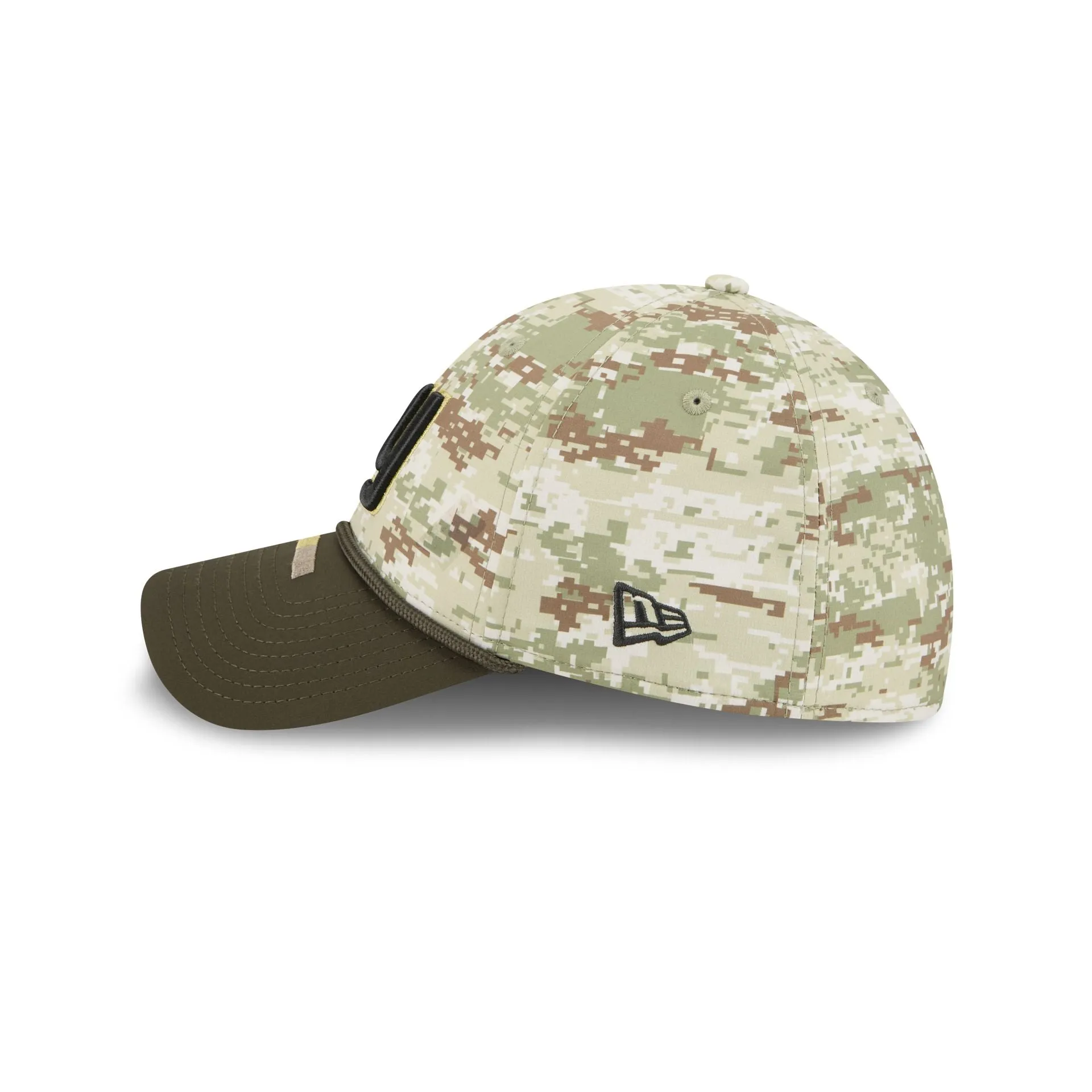 New York Giants 2025 Salute to Service Digi Camo 39THIRTY Stretch Fit Hat sold by New Era product image thumbnail 5