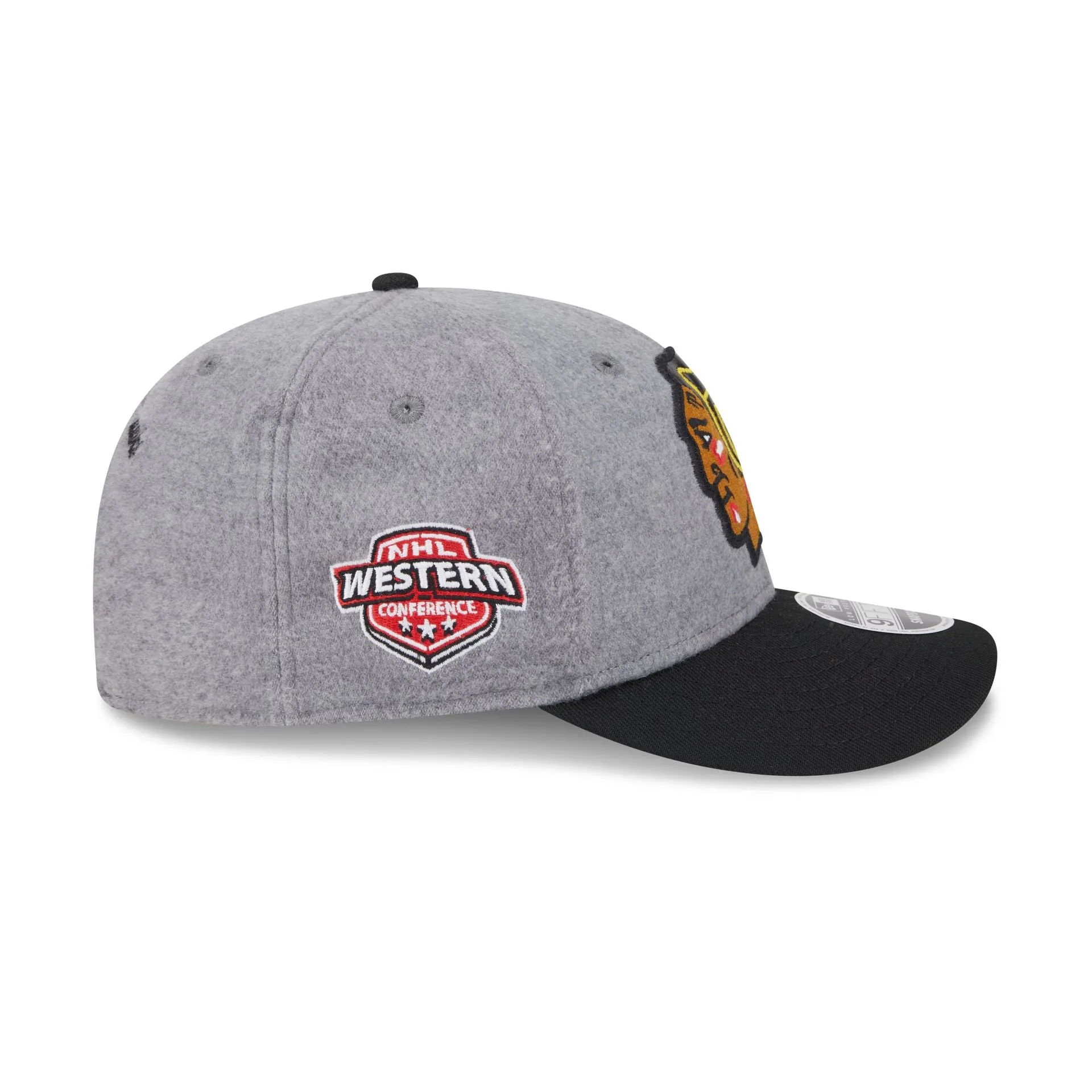 Chicago Blackhawks Heather Gray Wool Low Profile 9FIFTY Snapback Hat sold by New Era product image thumbnail 4