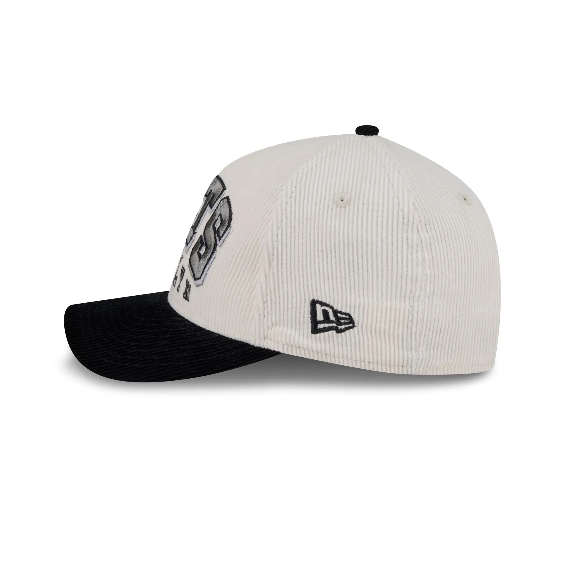 Brooklyn Nets Stacked Corduroy 9FORTY M-Crown A-Frame Snapback Hat sold by New Era product image thumbnail 5