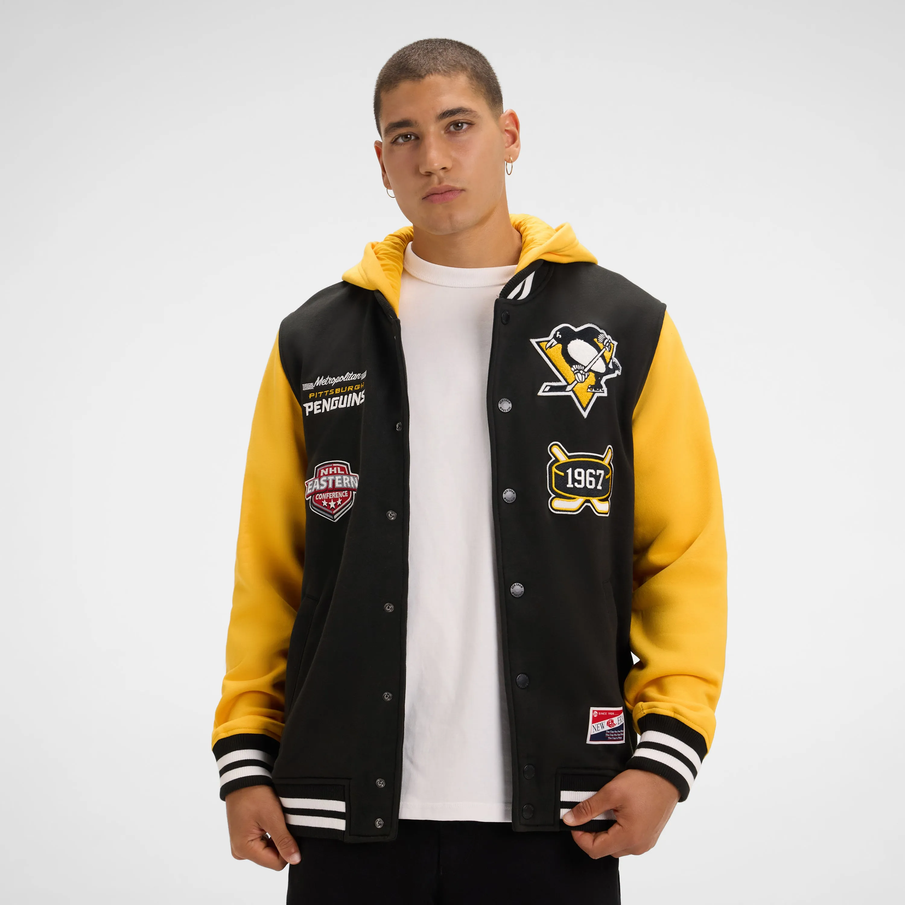 Los Angeles Dodgers Throwback Black Jacket sold by New Era product image thumbnail 2