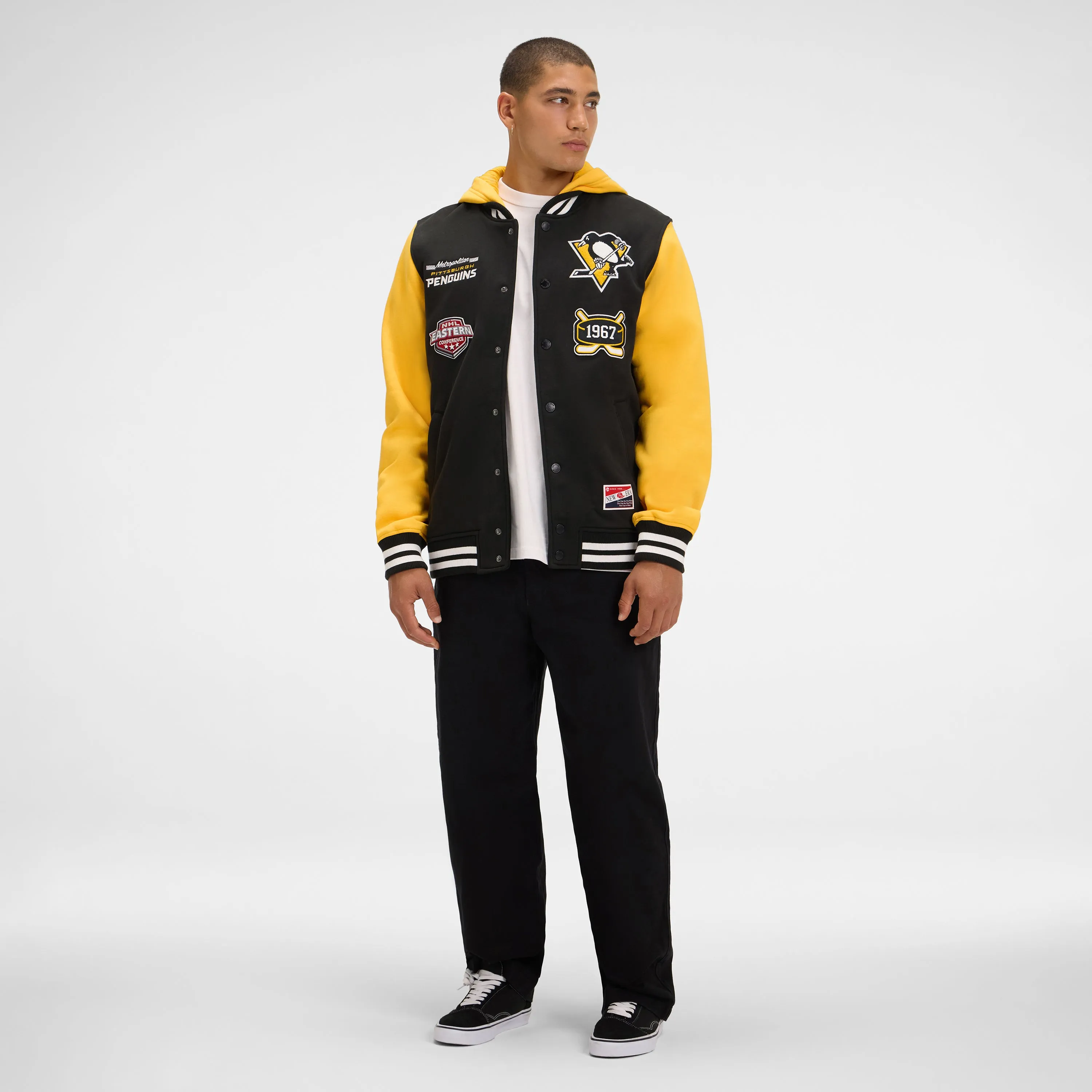 Chicago White Sox Throwback Black Jacket sold by New Era product image thumbnail 5