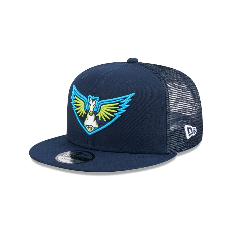 Dallas Wings Navy 9FIFTY Trucker Hat sold by New Era