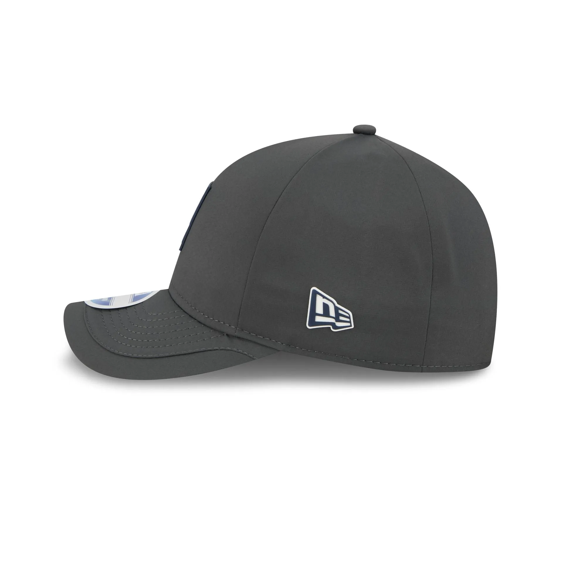 Tennessee Titans 2025 Sideline Cold Weather Steel Clouds 9FORTY M-Crown Snapback Hat sold by New Era product image thumbnail 4