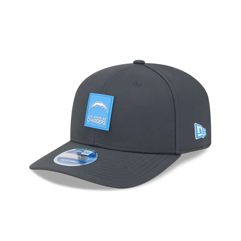 Los Angeles Chargers 2025 Sideline Cold Weather Steel Clouds 9SEVENTY Stretch-Snap Hat sold by New Era