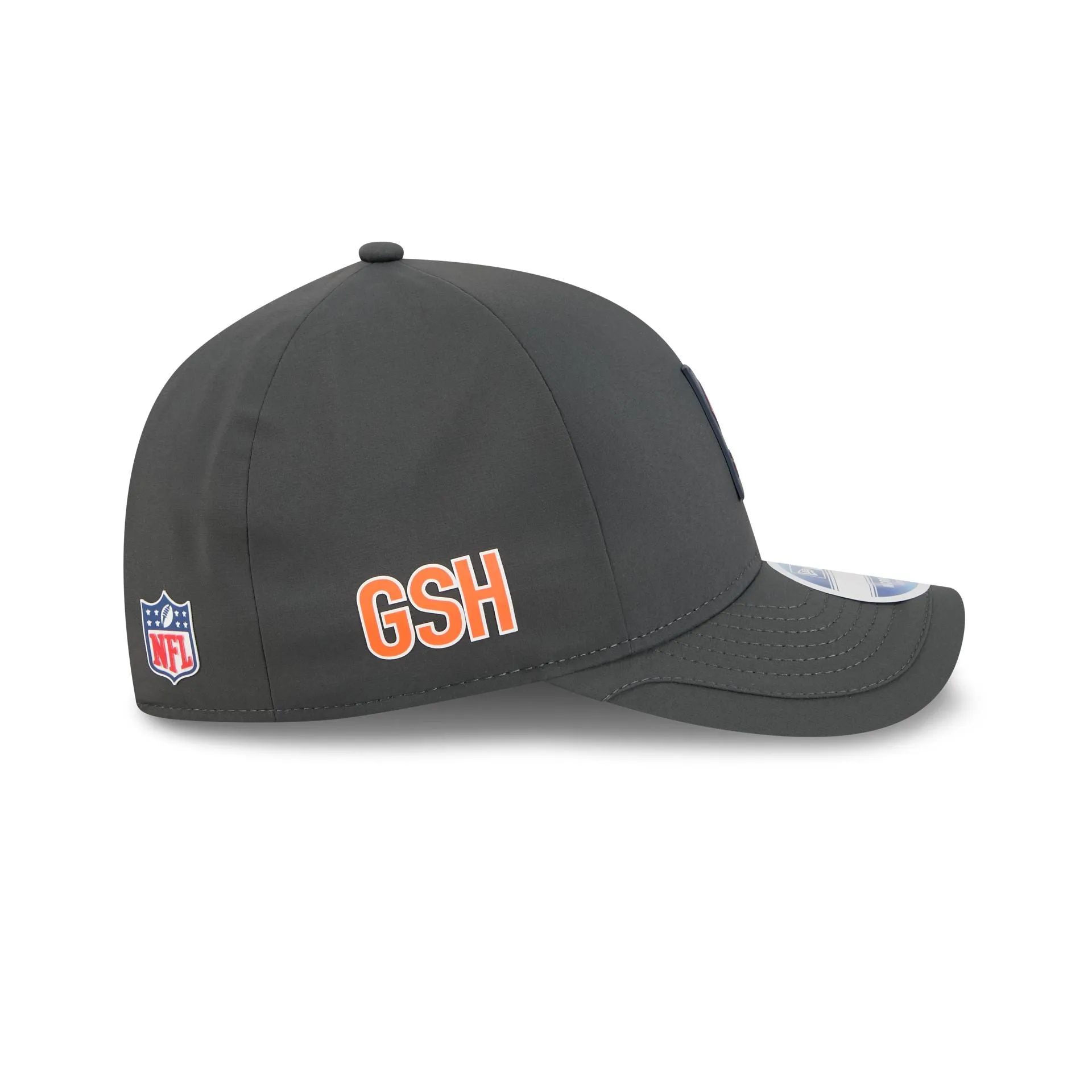 Chicago Bears 2025 Sideline Cold Weather Steel Clouds 9FORTY M-Crown Snapback Hat sold by New Era product image thumbnail 5