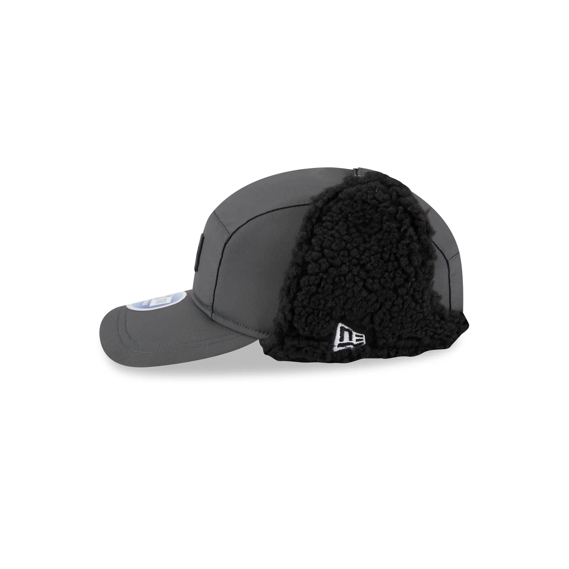 Las Vegas Raiders 2025 Sideline Cold Weather Steel Clouds Runner Dogear Adjustable Hat sold by New Era product image thumbnail 4