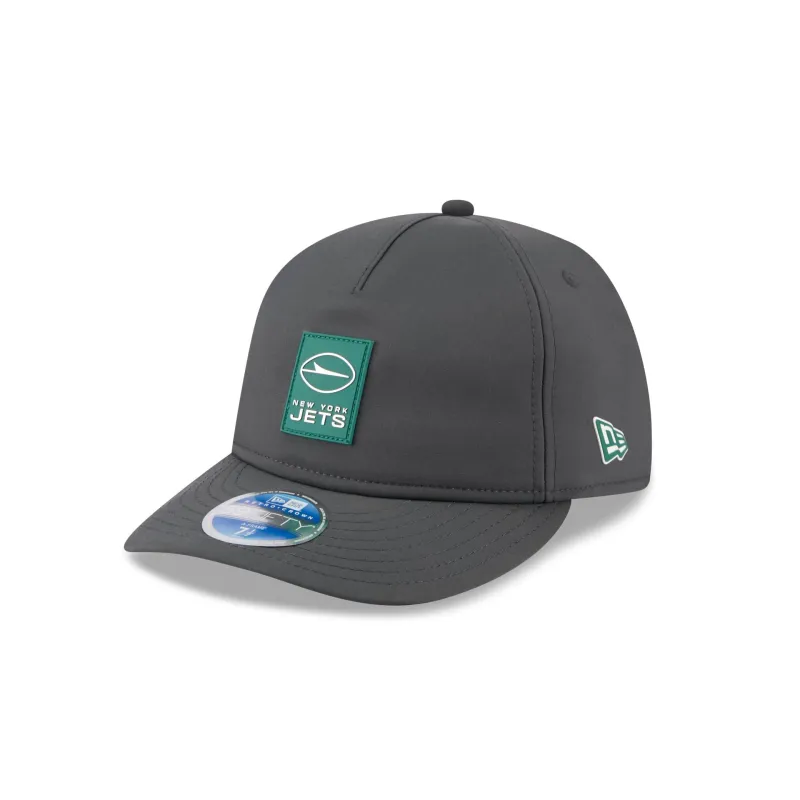 New York Jets 2025 Sideline Cold Weather Steel Clouds Retro Crown 59FIFTY A-Frame Fitted Hat sold by New Era