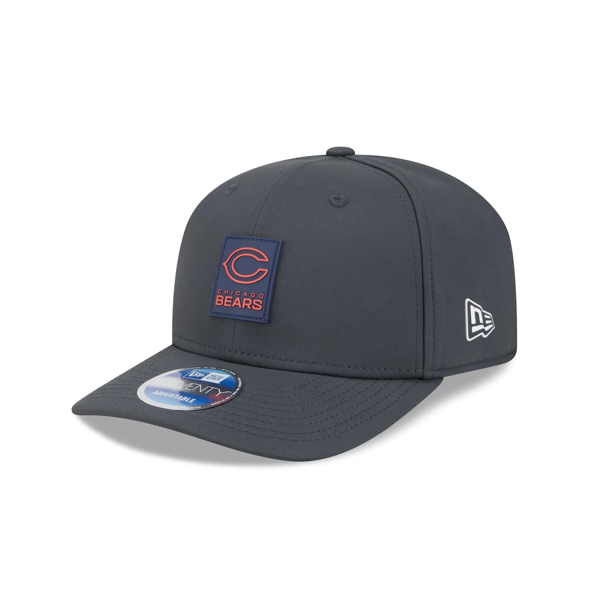Chicago Bears 2025 Sideline Cold Weather Steel Clouds 9SEVENTY Stretch-Snap Hat sold by New Era